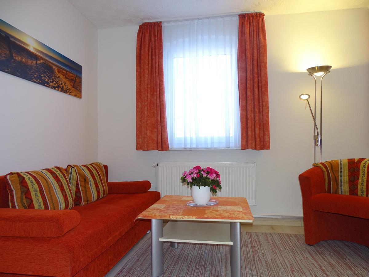 Ferienwohnungen Stranddistel - Apartments Von 30 Bis 75 Qm Zinnowitz Exterior foto
